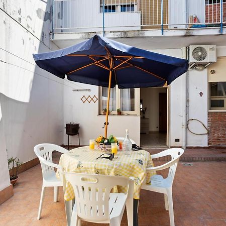 Tra Il Centro E Il Mare Apartment Con Terrazzo Aci Castello Exteriér fotografie