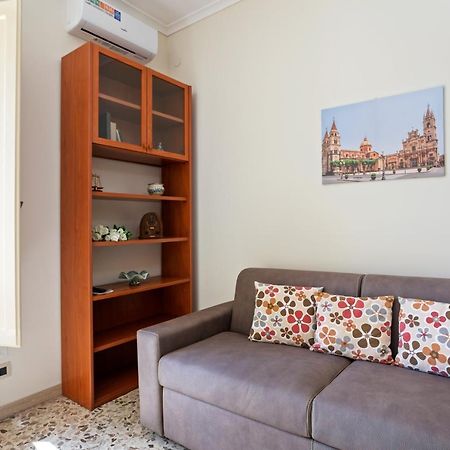 Tra Il Centro E Il Mare Apartment Con Terrazzo Aci Castello Exteriér fotografie