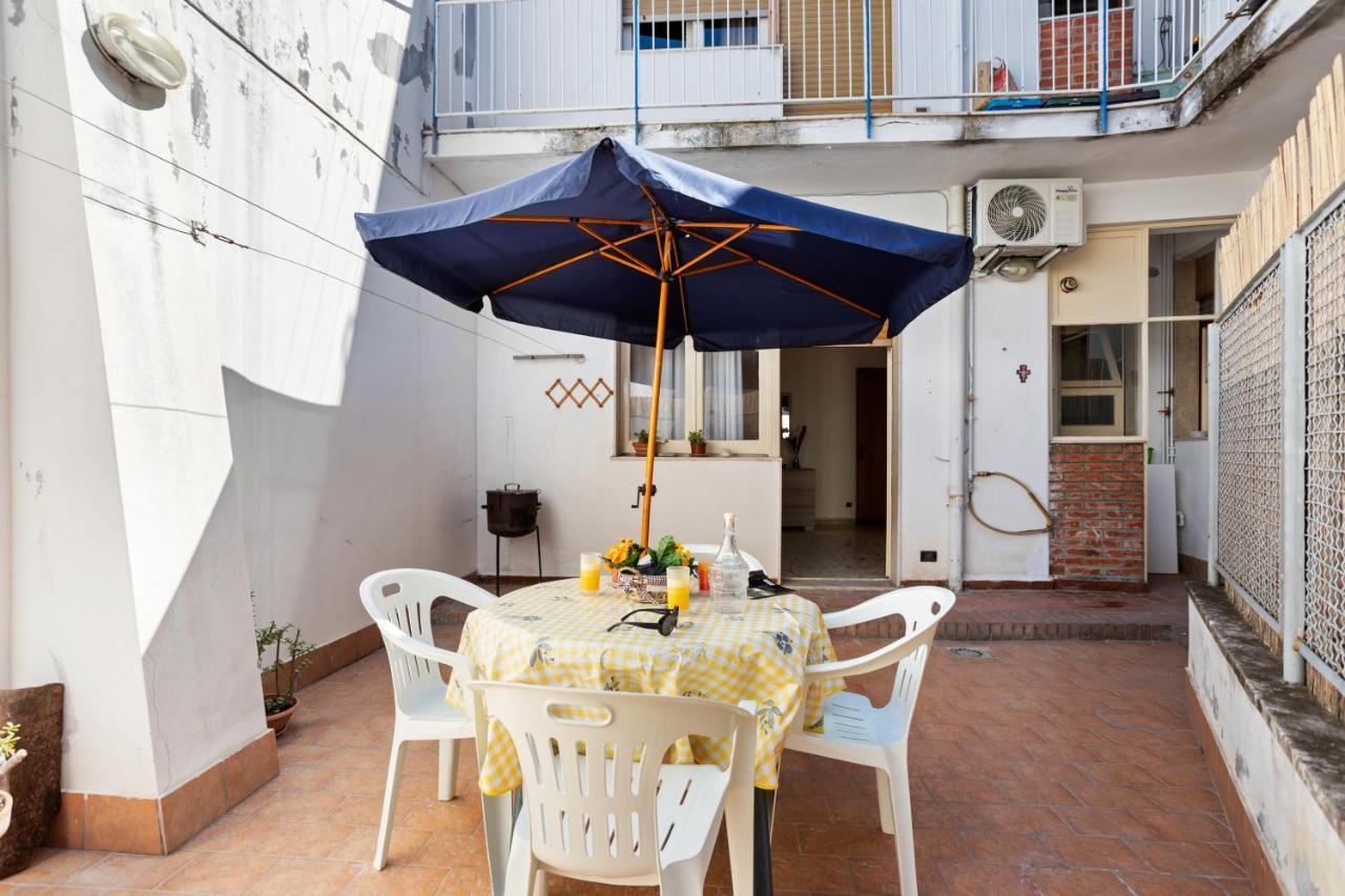 Tra Il Centro E Il Mare Apartment Con Terrazzo Aci Castello Exteriér fotografie