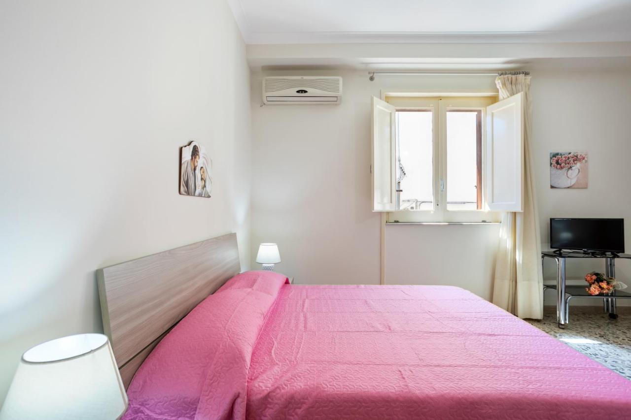 Tra Il Centro E Il Mare Apartment Con Terrazzo Aci Castello Exteriér fotografie
