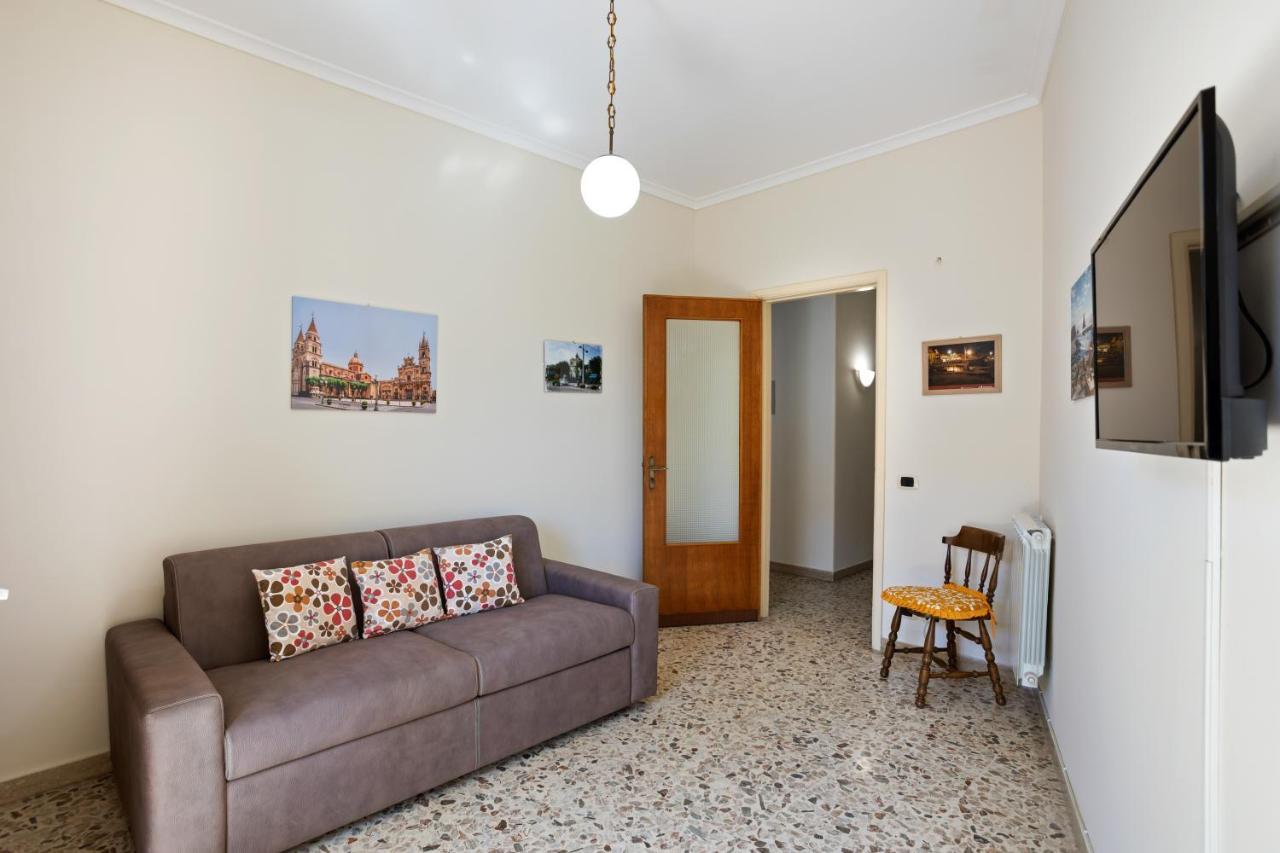Tra Il Centro E Il Mare Apartment Con Terrazzo Aci Castello Exteriér fotografie